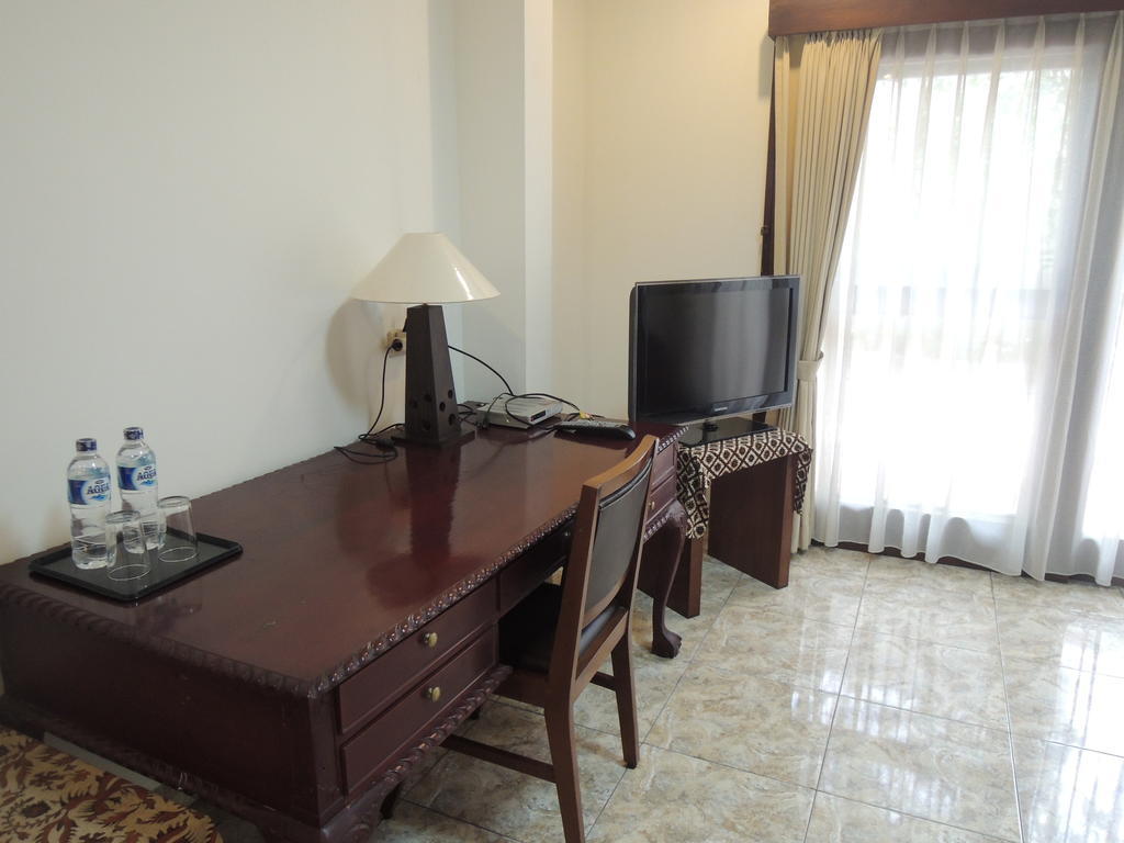 Rumah Polonia Guest House Jakarta Bilik gambar